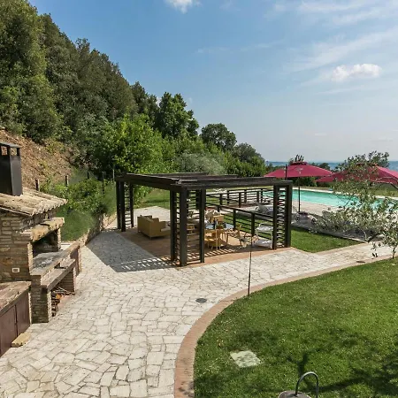 A Montoro Vicino Al Mare